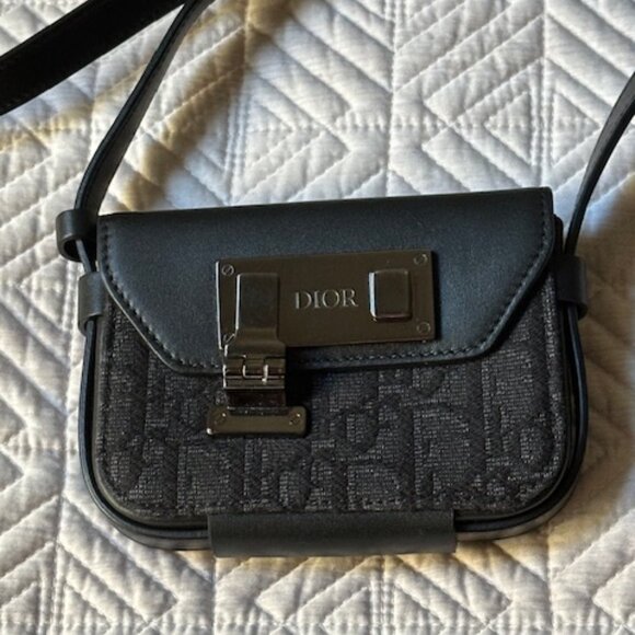 Christian Dior - Nano Pouch w/ Clasp Lock in Black Dior Oblique Jacquard